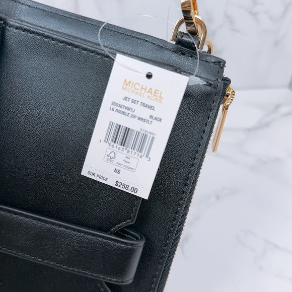 Michael Kors Double zip wallet - Picture 7 of 8